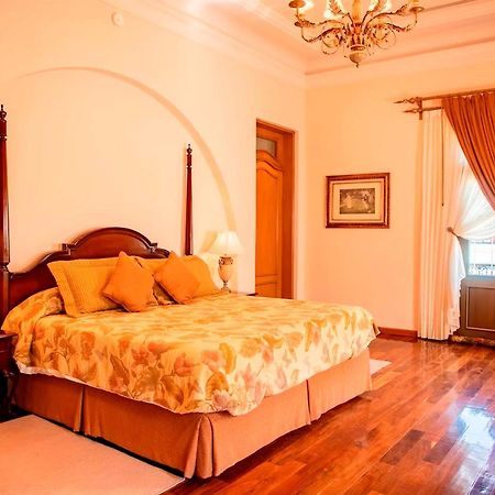 Hotel Real Hacienda Santo Tomas Colonia Gustavo Baz Prada エクステリア 写真