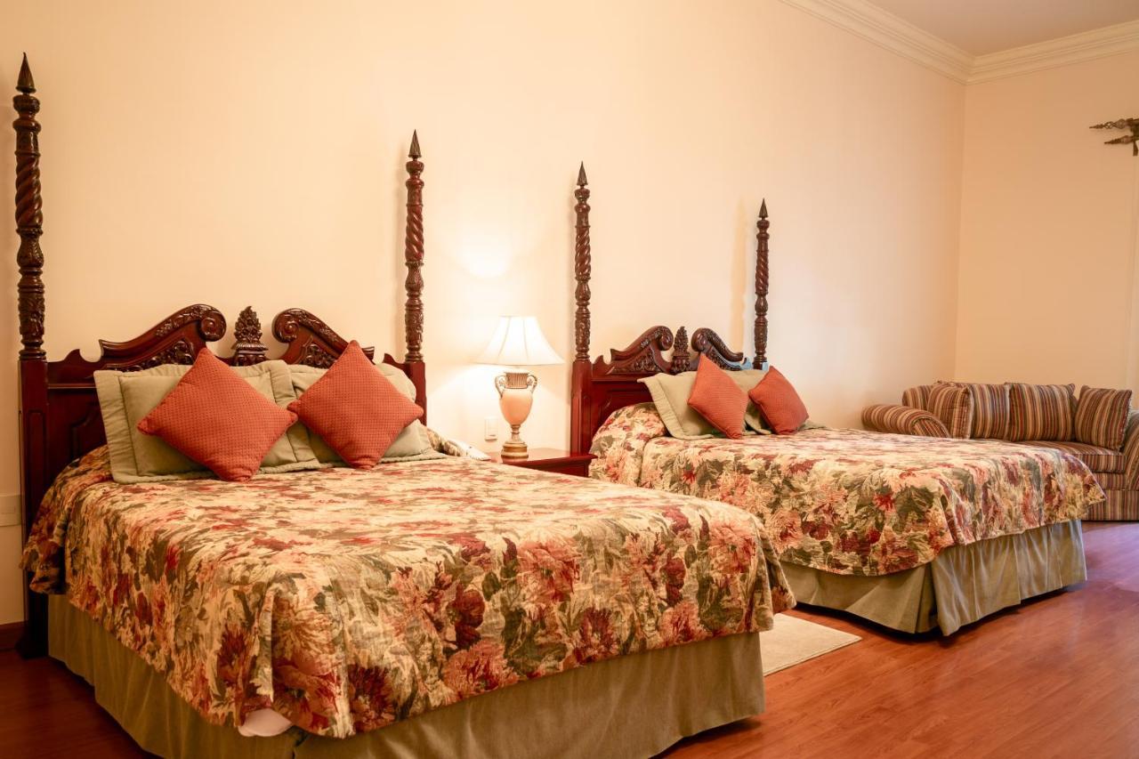 Hotel Real Hacienda Santo Tomas Colonia Gustavo Baz Prada エクステリア 写真